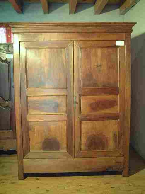 Armoire directoire LP en noyer ancienne, 3 étagères.