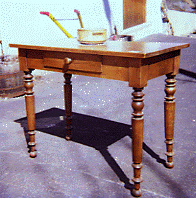 Table bureau en hêtre.