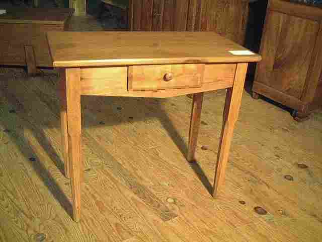 Table bureau ancienne en pin.