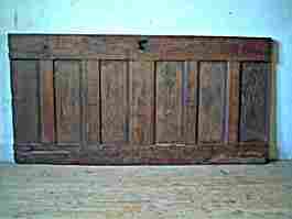 Une façade de coffre à grains ancien en merisier et chêne rustique, beau bois, 6 panneaux.
